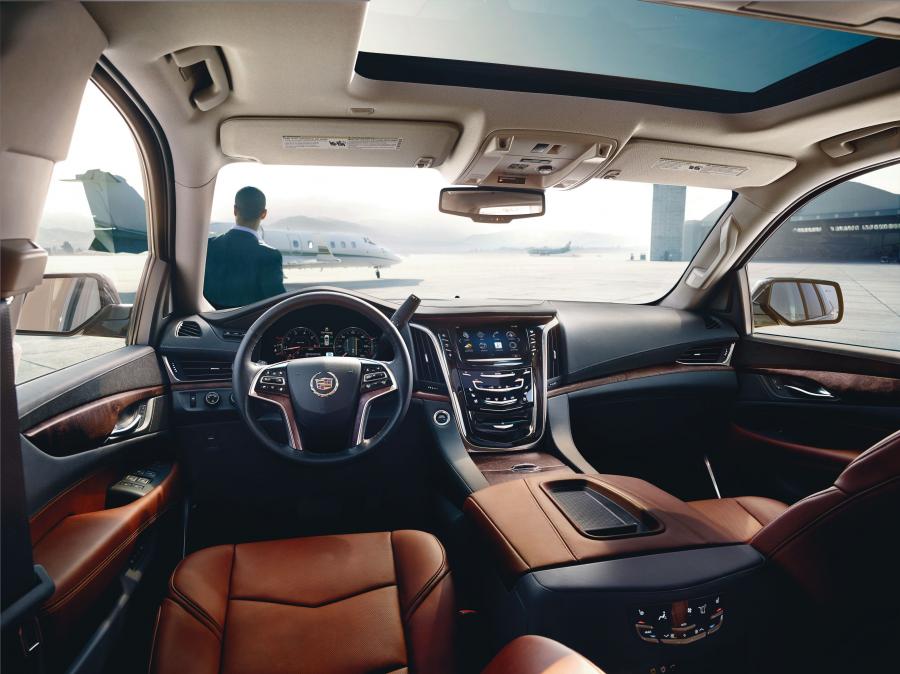Торпедо Cadillac Escalade (GMTK2XL) 2014 года  (NA) (фото 31 из 39)